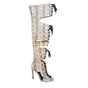 Privileged BONAFIED ROCKSTAR ( BRAND NEW !!!! )